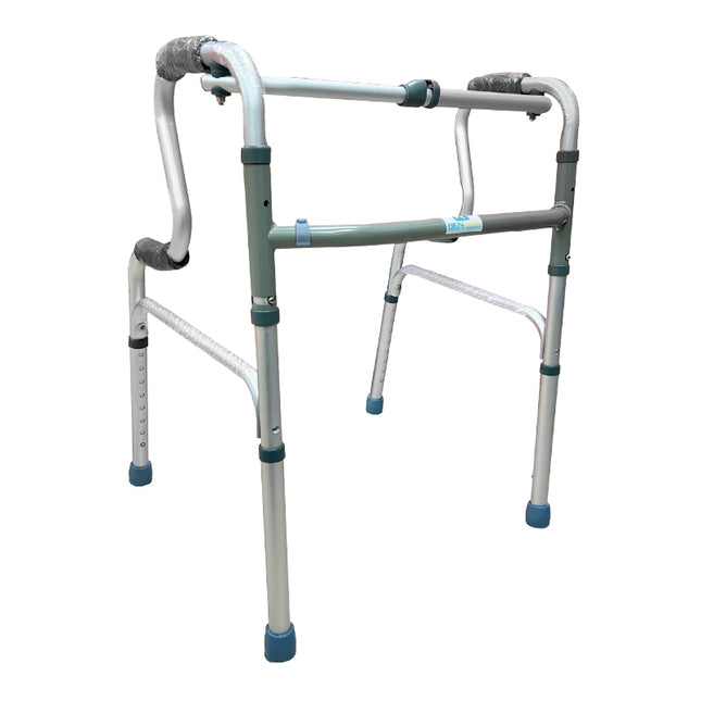 Andadera de aluminio plegable reciproca de doble apoyo 90 kg.